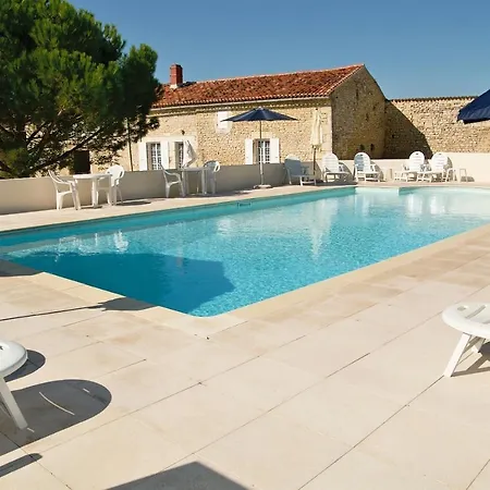Le Vieux Monastere Saint-Hilaire-de-Villefranche